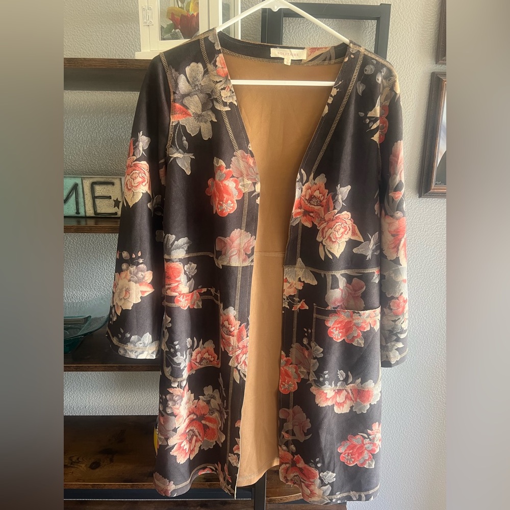 Solitaire Jacket, size small, flower print